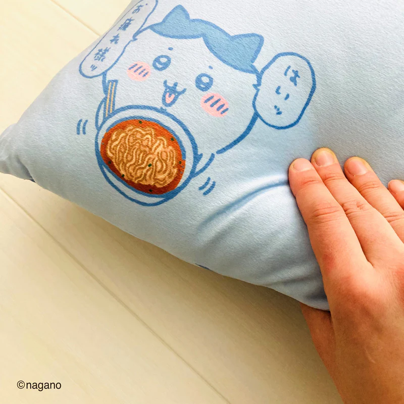 ちいかわ なんか小さくてかわいいまくら(ハチワレ) - Image 5