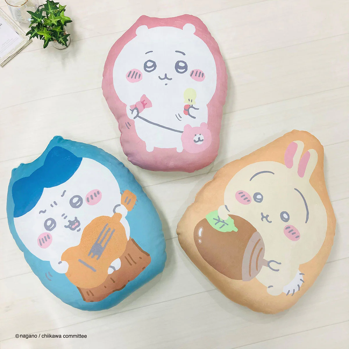 ちいかわ ダイカットクッション（ハチワレ） - Image 2