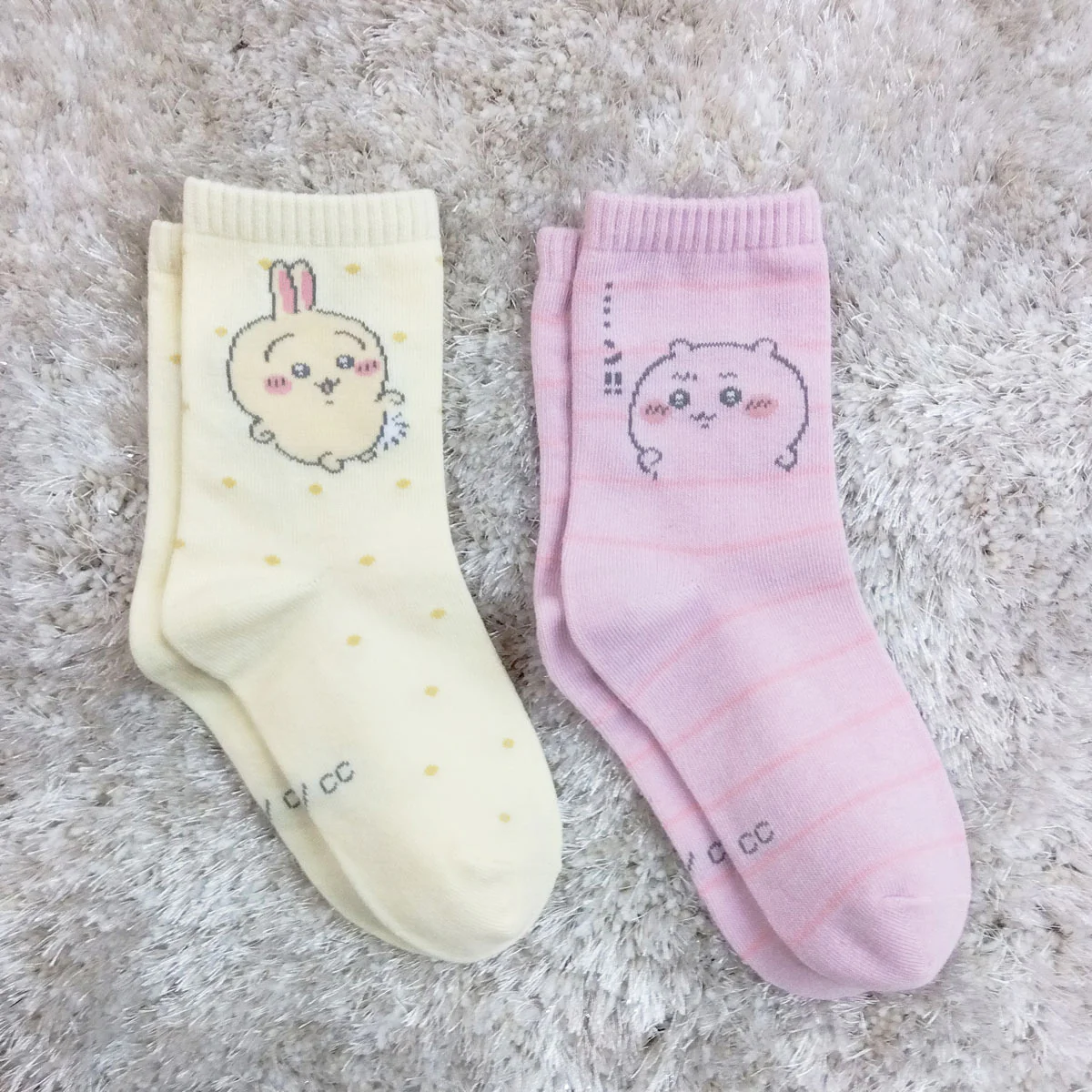 ちいかわ クルーソックス(うさぎドット クリーム) - Image 2