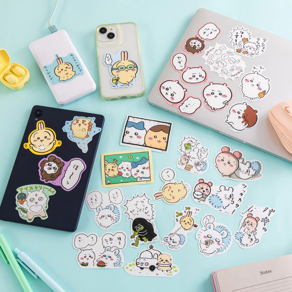 ちいかわ スマホに貼れるサイズのステッカー（ラッコとくるま） - Image 2