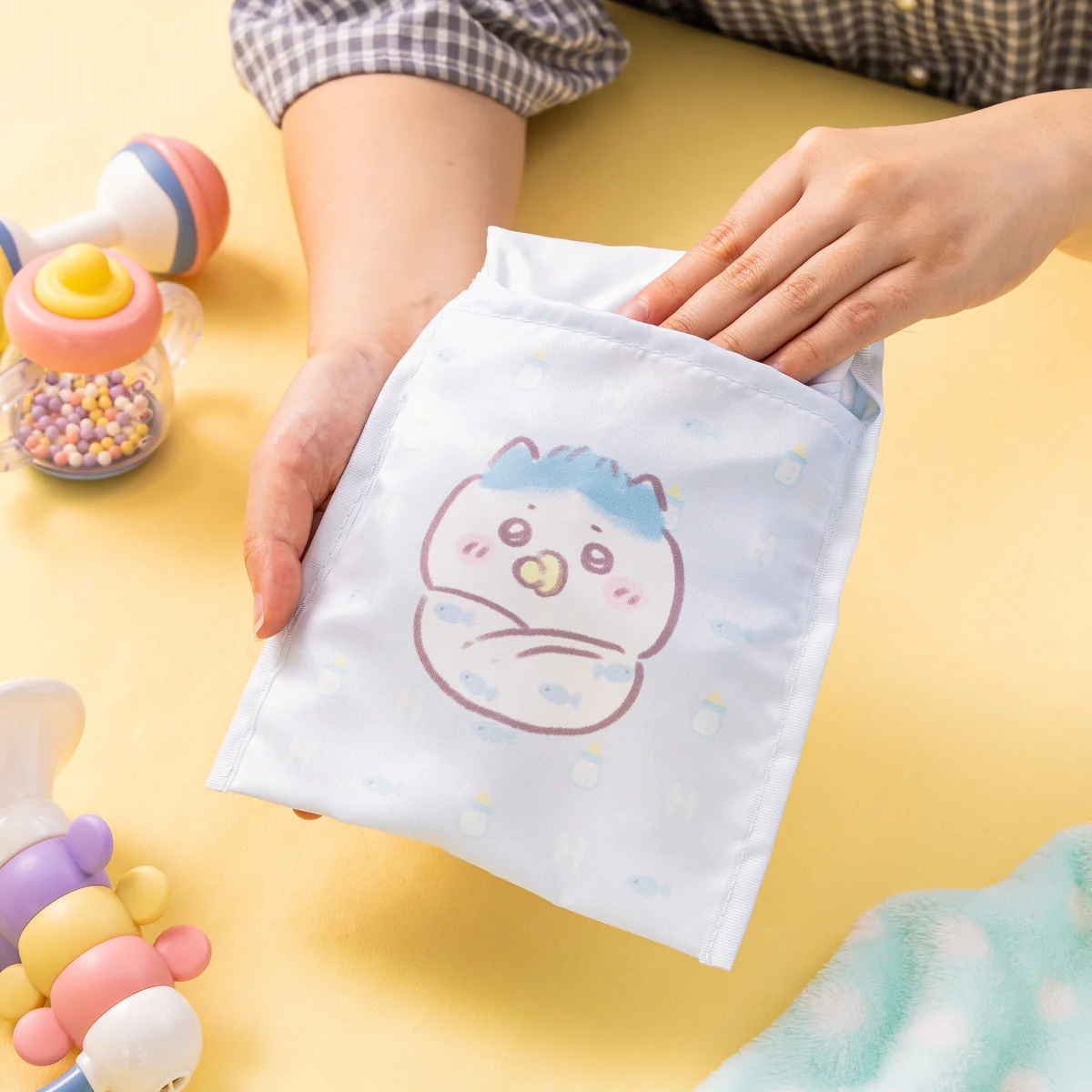ちいかわ Chiikawa Baby 大きめポケッタブルエコバッグ（ハチワレ） - Image 4
