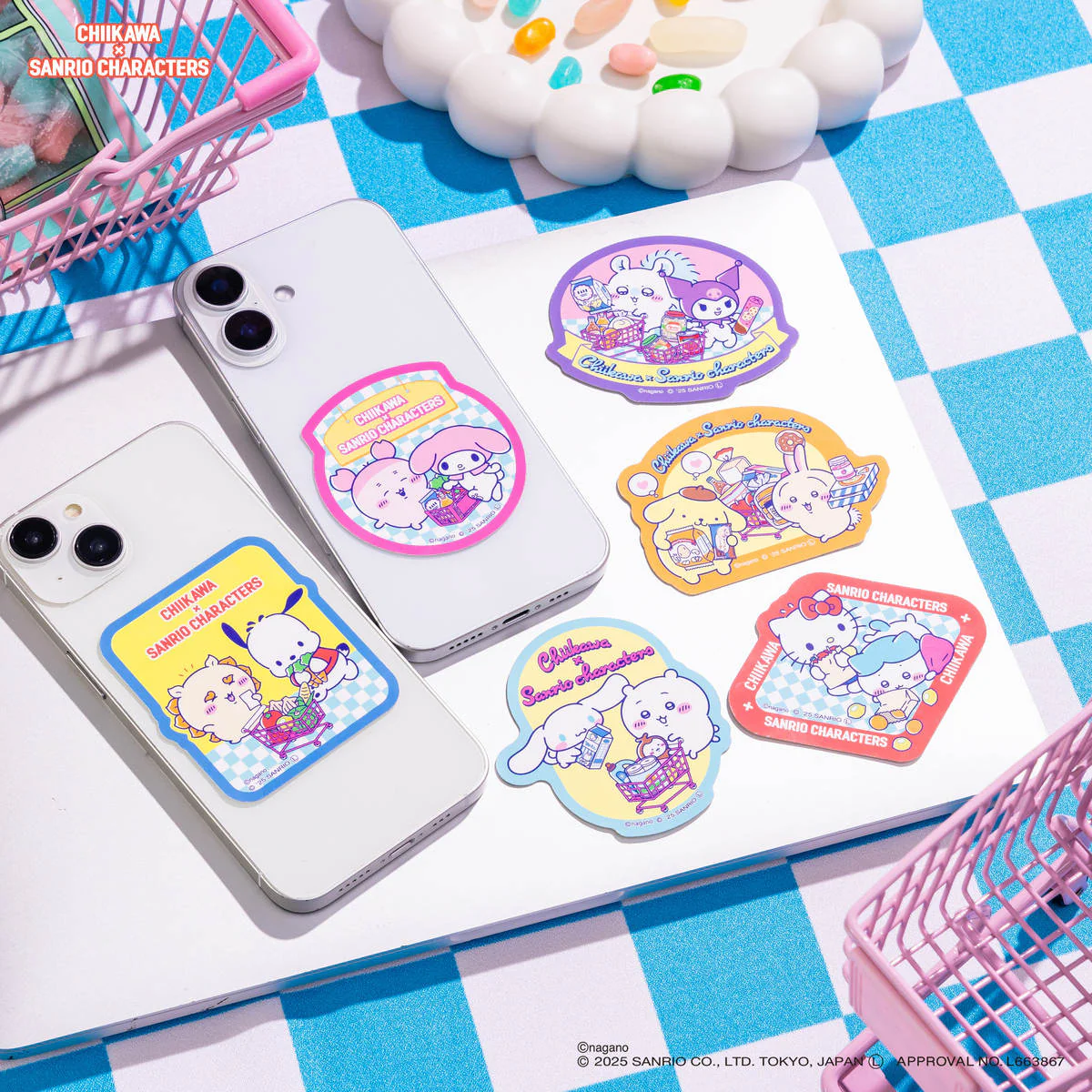 ちいかわ×サンリオキャラクターズ スーパーマーケットなスマホに貼れるサイズのステッカー(ハチワレとハローキティ) - Image 2