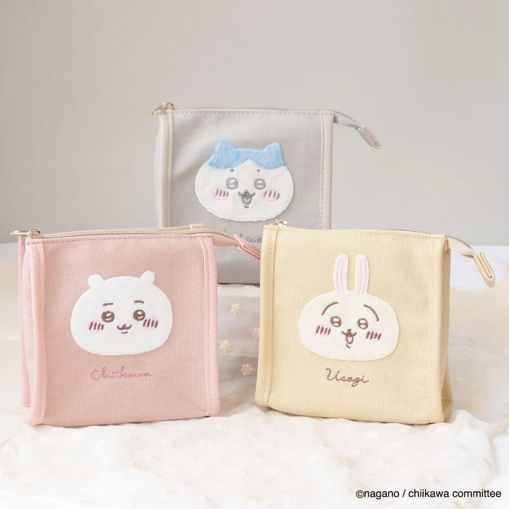 ちいかわ ふわふわワッペン ミニポーチ（ハチワレ） - Image 2